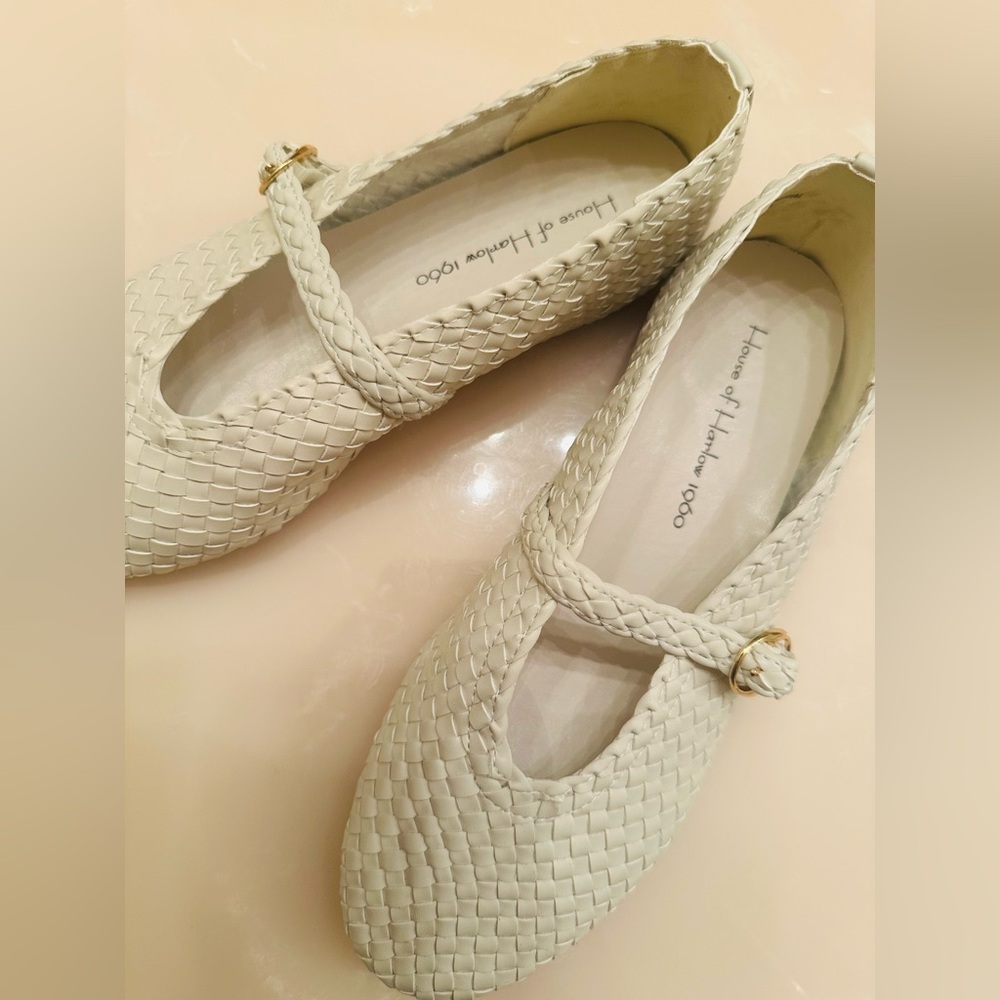 House of Harlow 1960 Cream Woven Women's ballet flats. Very trendy. Size 6 - Picture 8 of 9